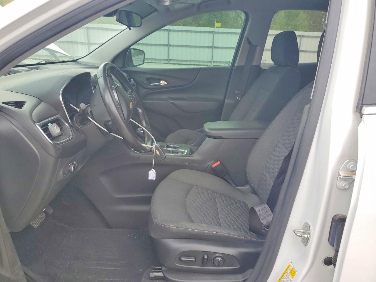 2021 CHEVROLET EQUINOX LT photo 13
