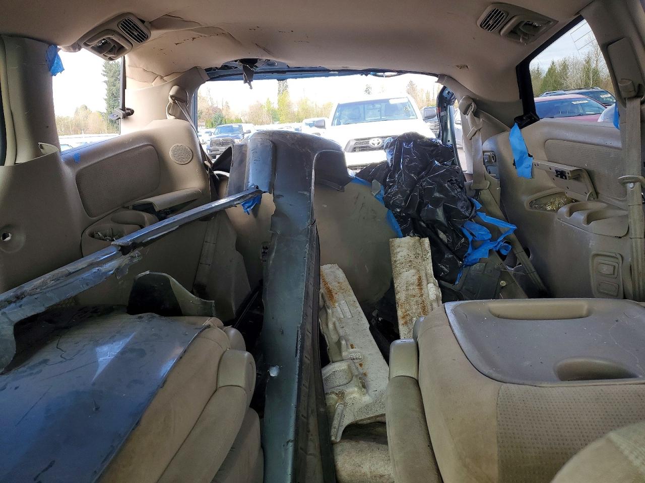 2004 TOYOTA SIENNA LE 7 PASSENGER photo 19