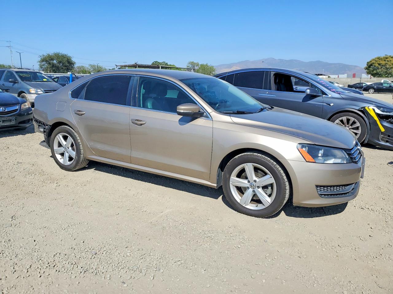 2015 VOLKSWAGEN PASSAT SE photo 7
