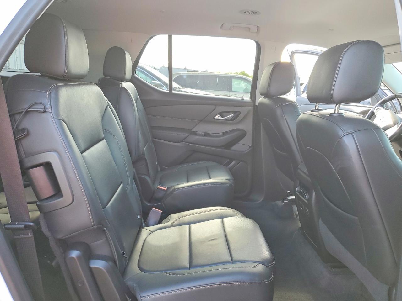 2020 CHEVROLET TRAVERSE LT photo 21