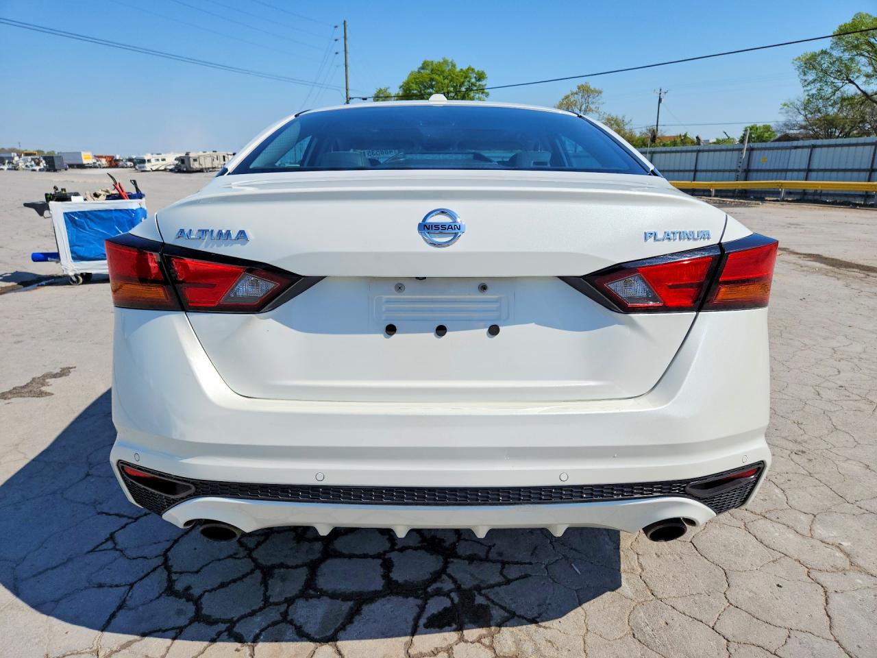 2019 NISSAN ALTIMA 2.5 PLATINUM photo 16