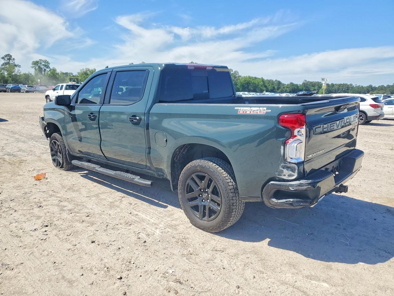 2025 CHEVROLET SILVERADO K1500 LT TRAIL BOSS photo 3