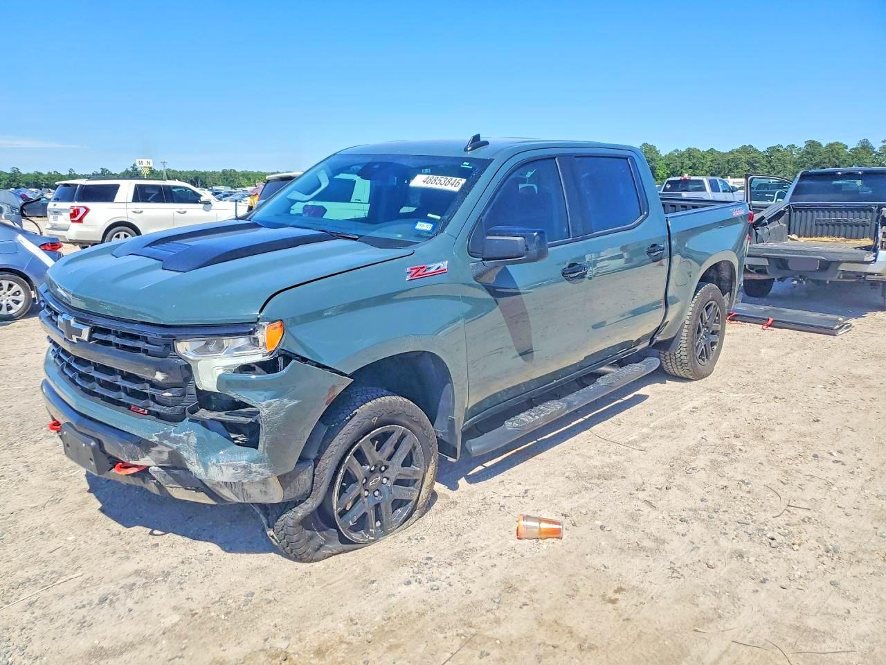 2025 CHEVROLET SILVERADO