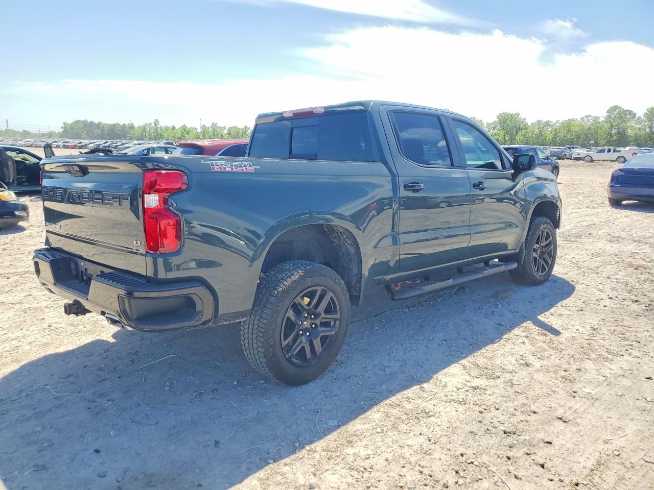 2025 CHEVROLET SILVERADO K1500 LT TRAIL BOSS photo 5