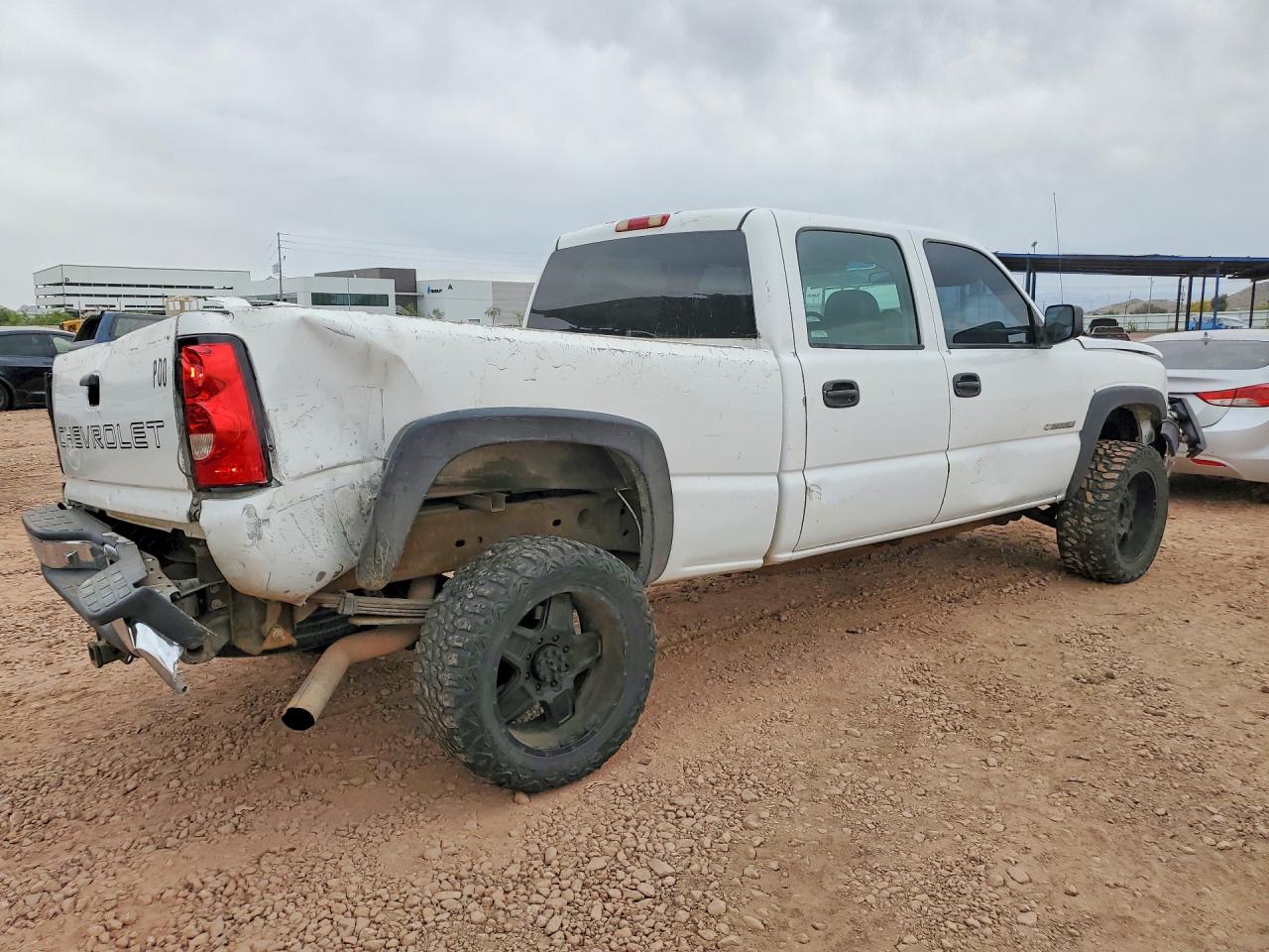 2004 CHEVROLET SILVERADO C2500 HEAVY DUTY photo 7