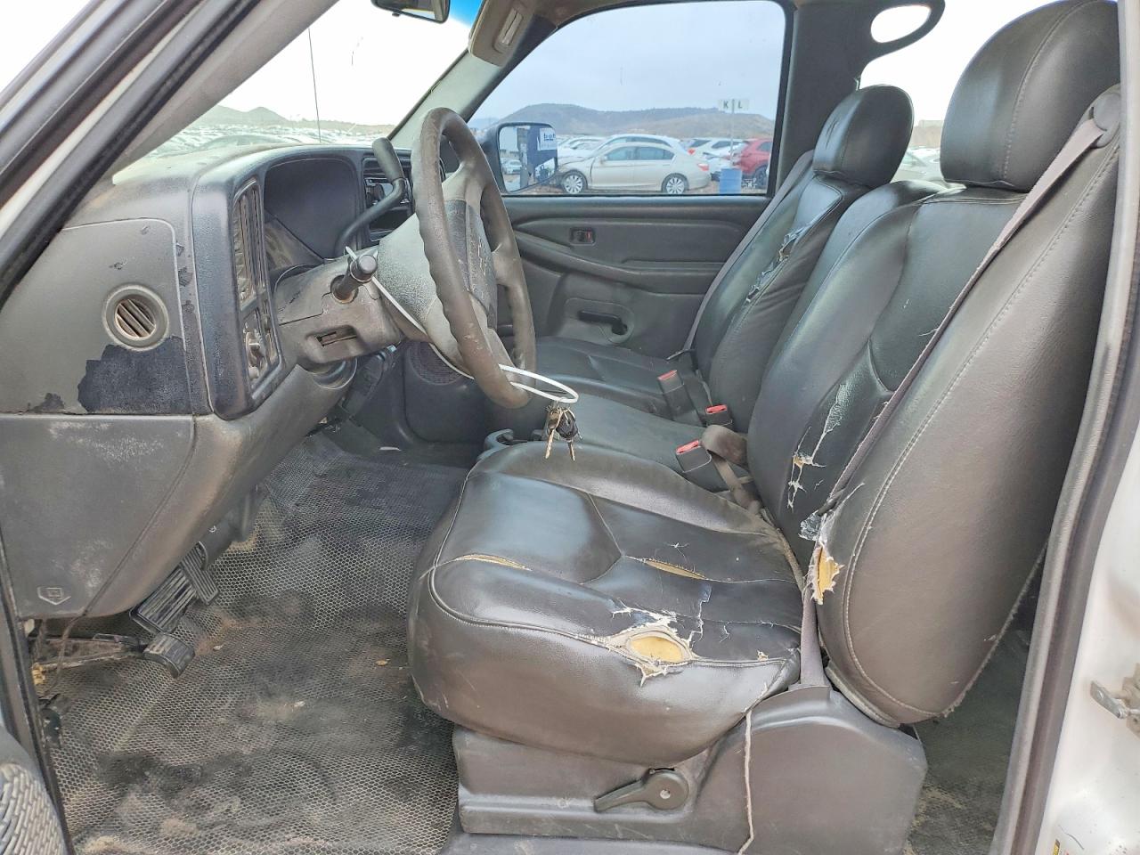 2004 CHEVROLET SILVERADO C2500 HEAVY DUTY photo 19
