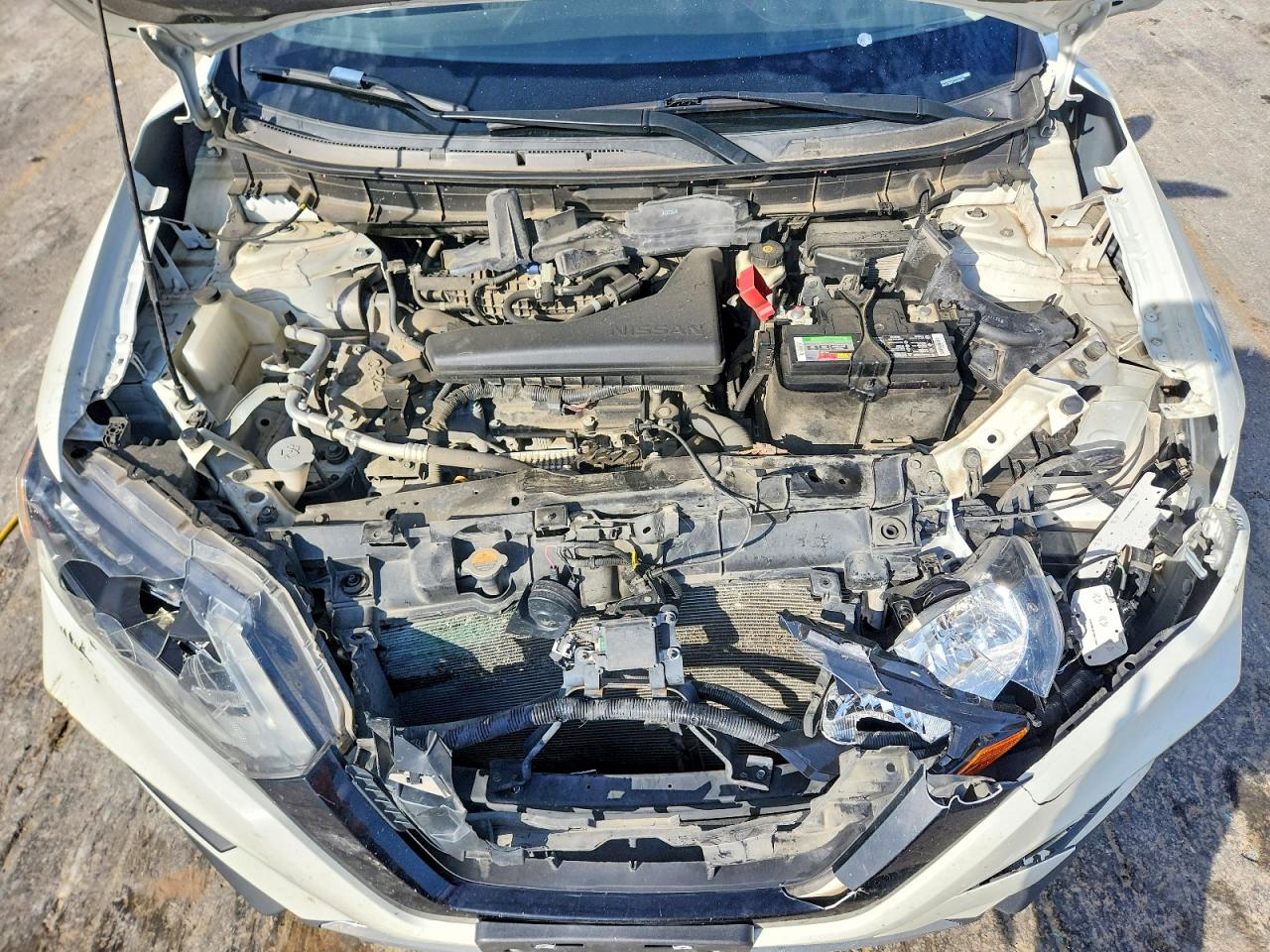 2019 NISSAN ROGUE SV photo 23