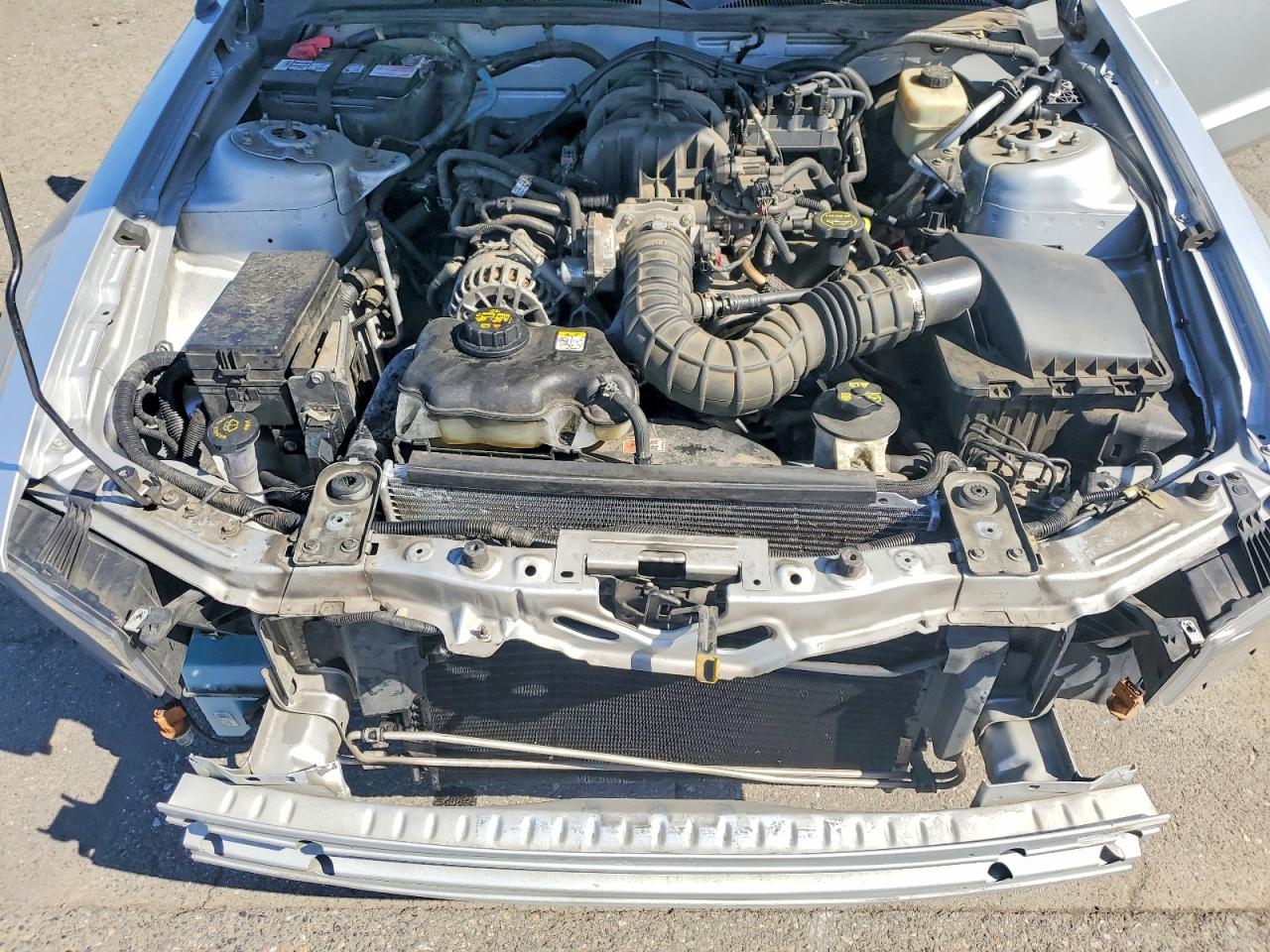 2005 FORD MUSTANG photo 21