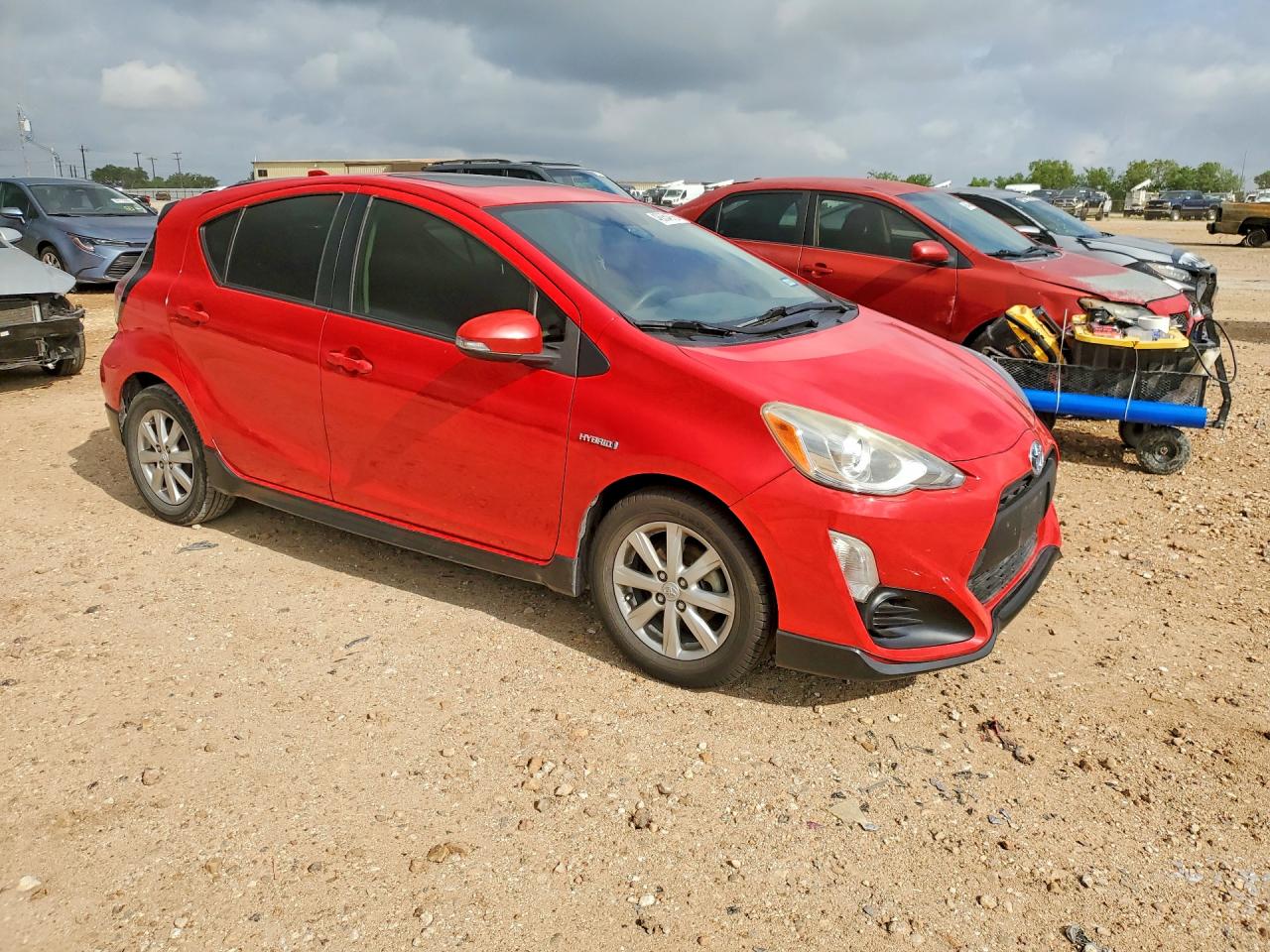 2017 TOYOTA PRIUS C THREE photo 10