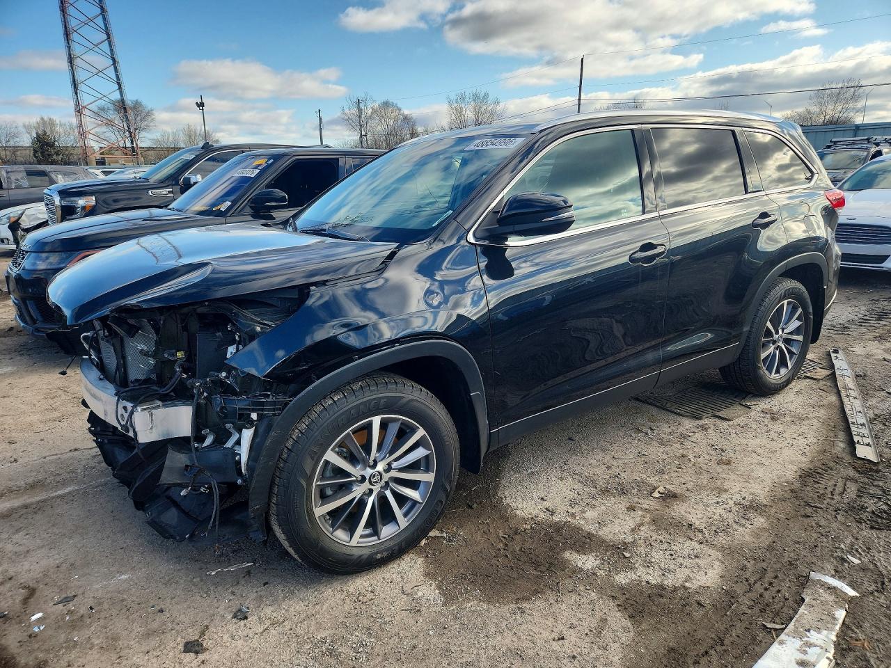 2019 TOYOTA HIGHLANDER