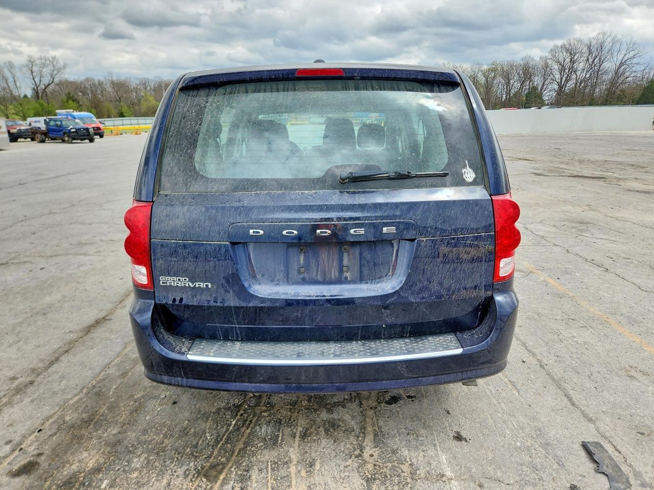 2015 DODGE GRAND CARAVAN SE photo 11