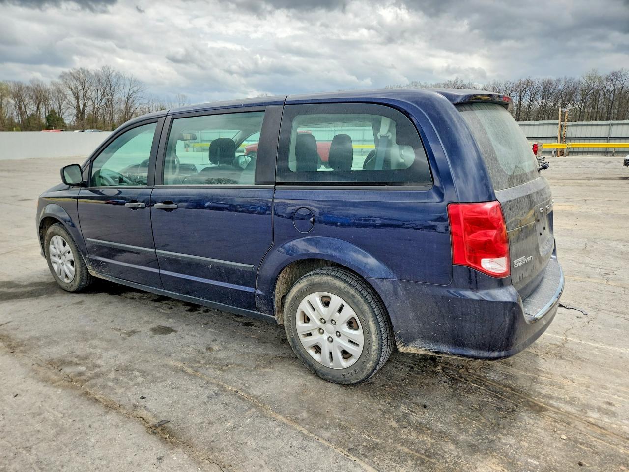 2015 DODGE GRAND CARAVAN SE photo 3