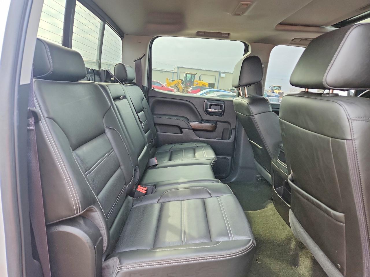 2017 GMC SIERRA K1500 DENALI photo 10