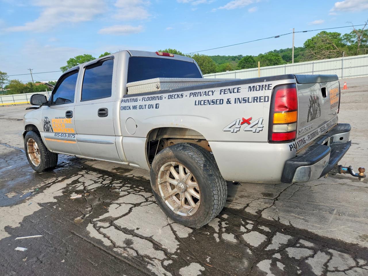 2006 GMC NEW SIERRA K1500 photo 3