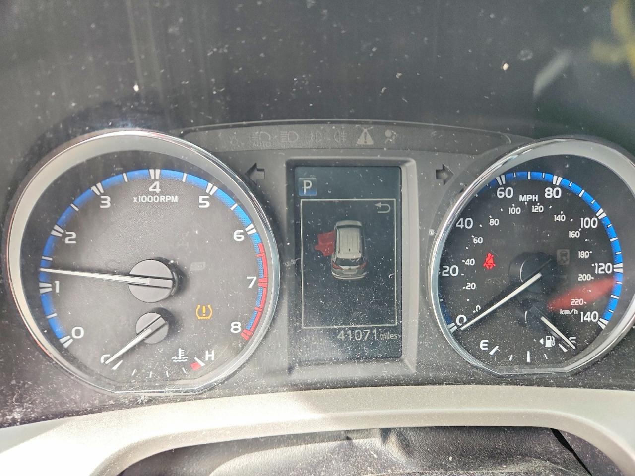 2016 TOYOTA RAV4 XLE photo 17