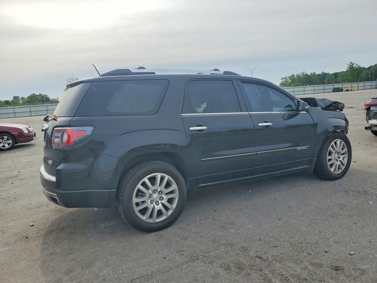 2016 GMC ACADIA DENALI photo 5