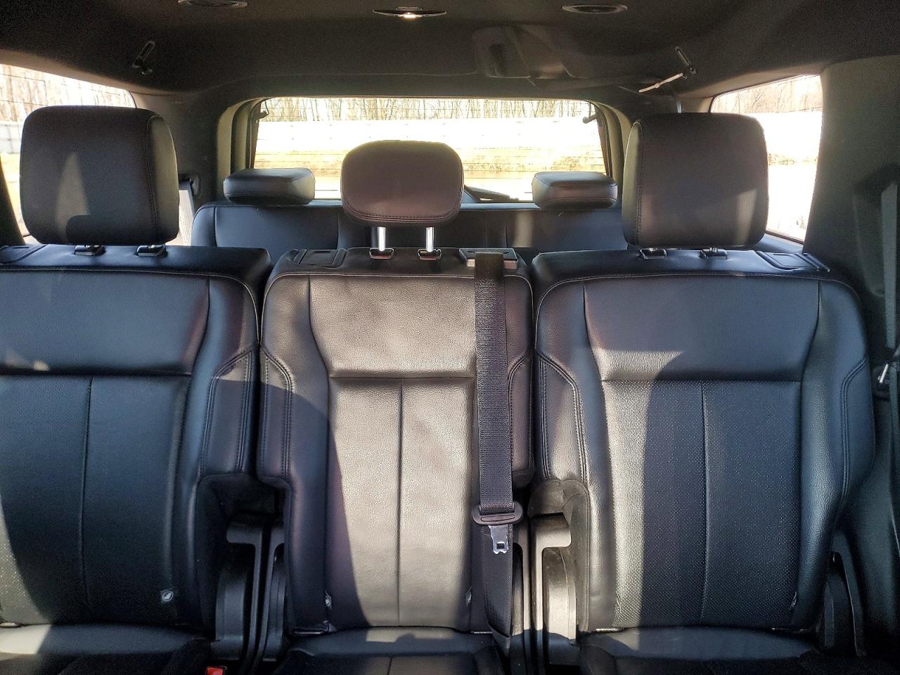 2019 FORD EXPEDITION XLT photo 28