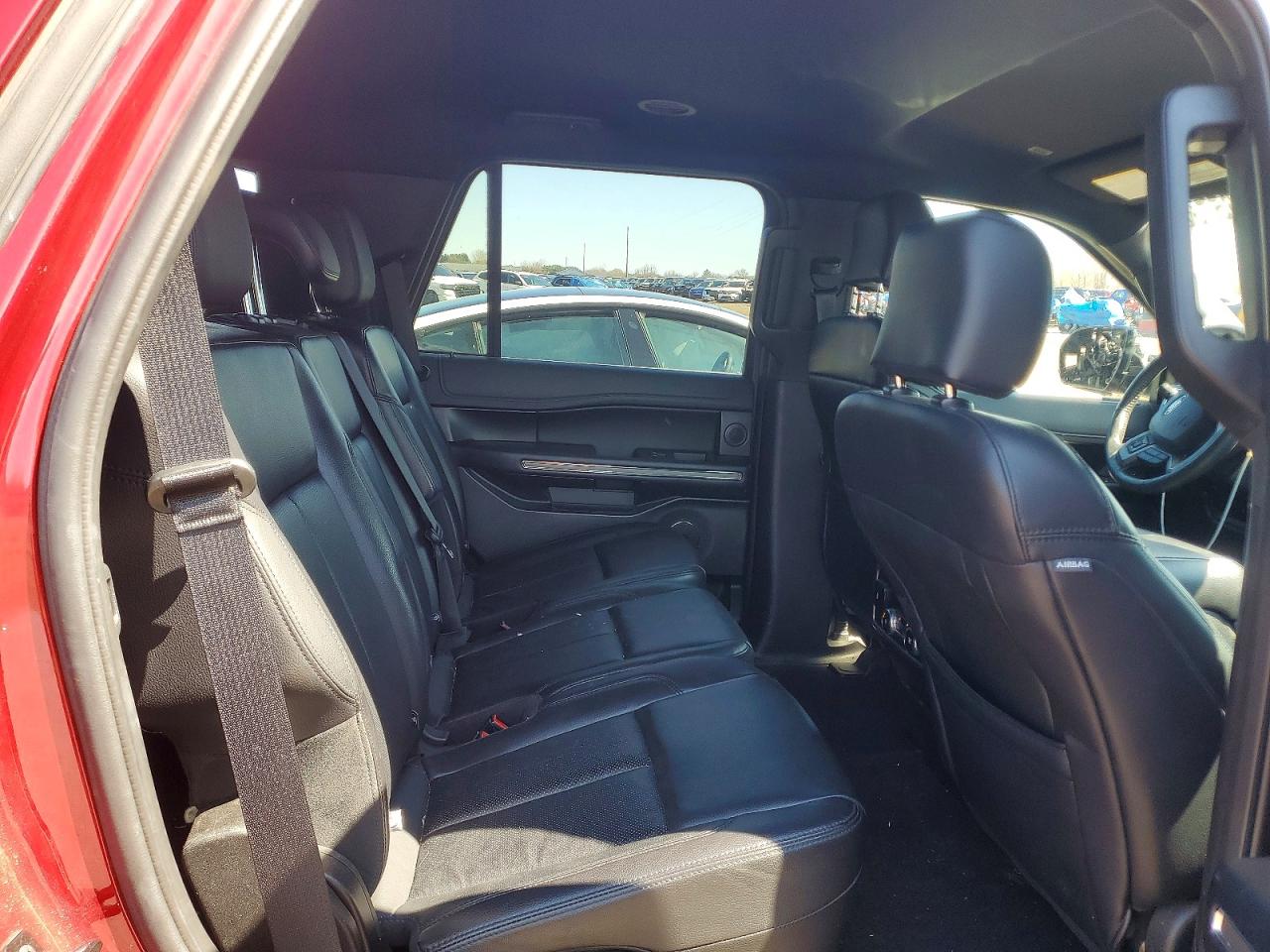 2019 FORD EXPEDITION XLT photo 31