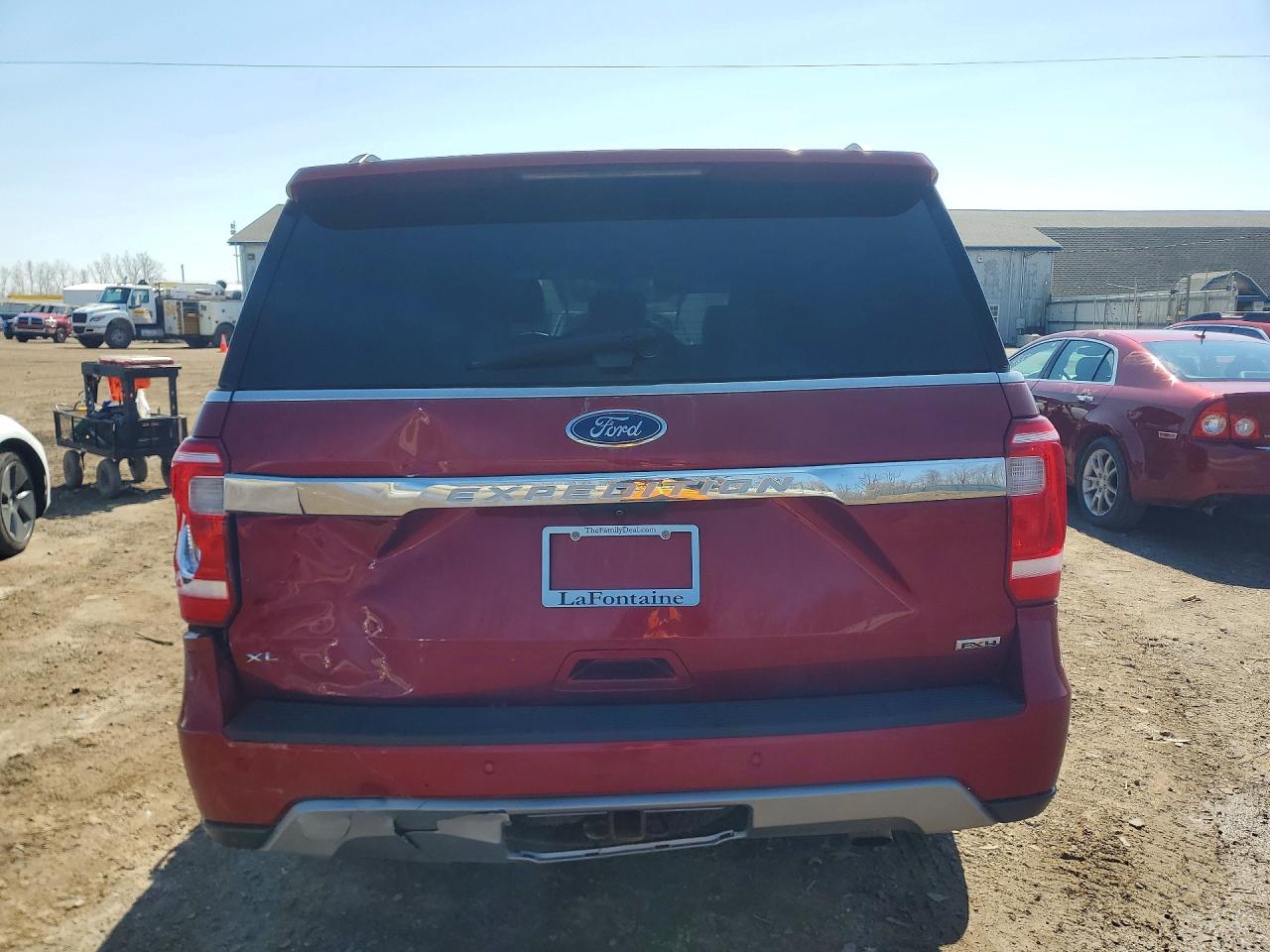2019 FORD EXPEDITION XLT photo 16