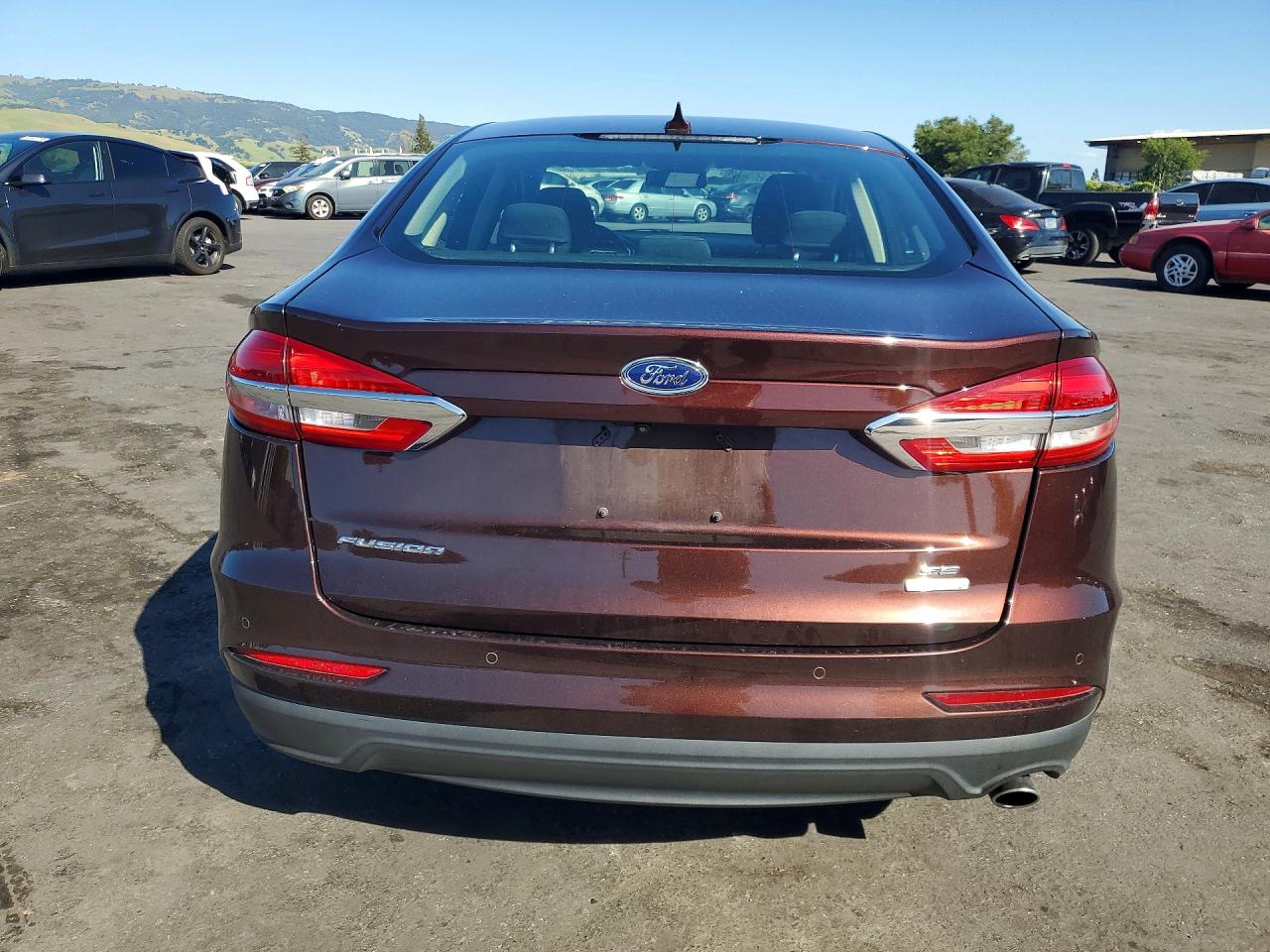 2019 FORD FUSION SE photo 6