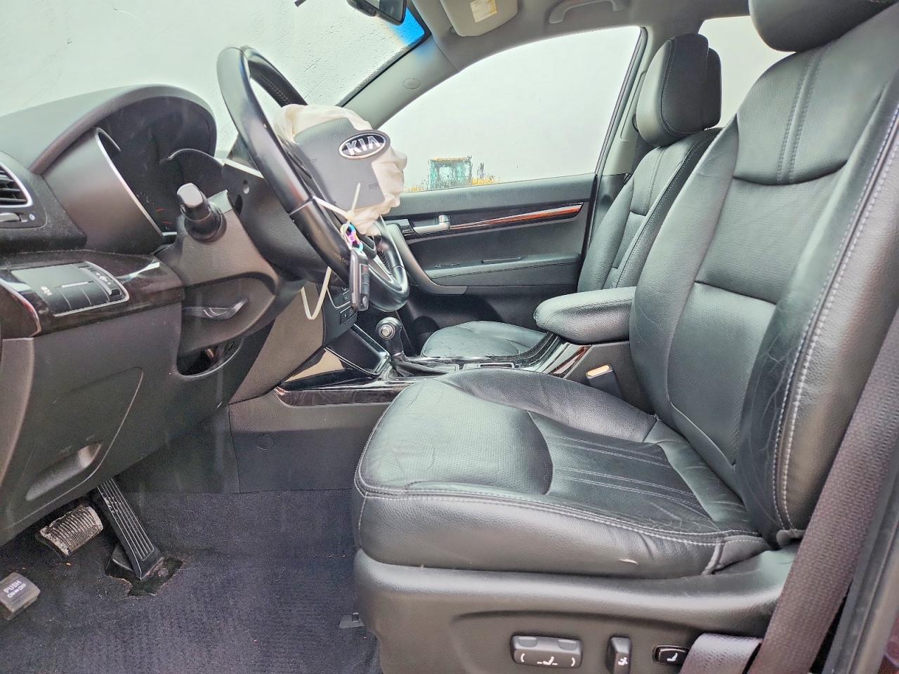 2015 KIA SORENTO EX photo 19