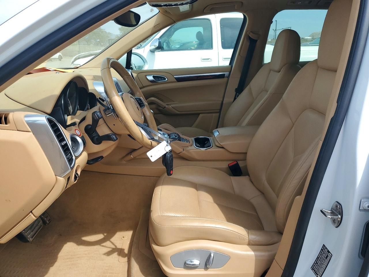 2017 PORSCHE CAYENNE S photo 13