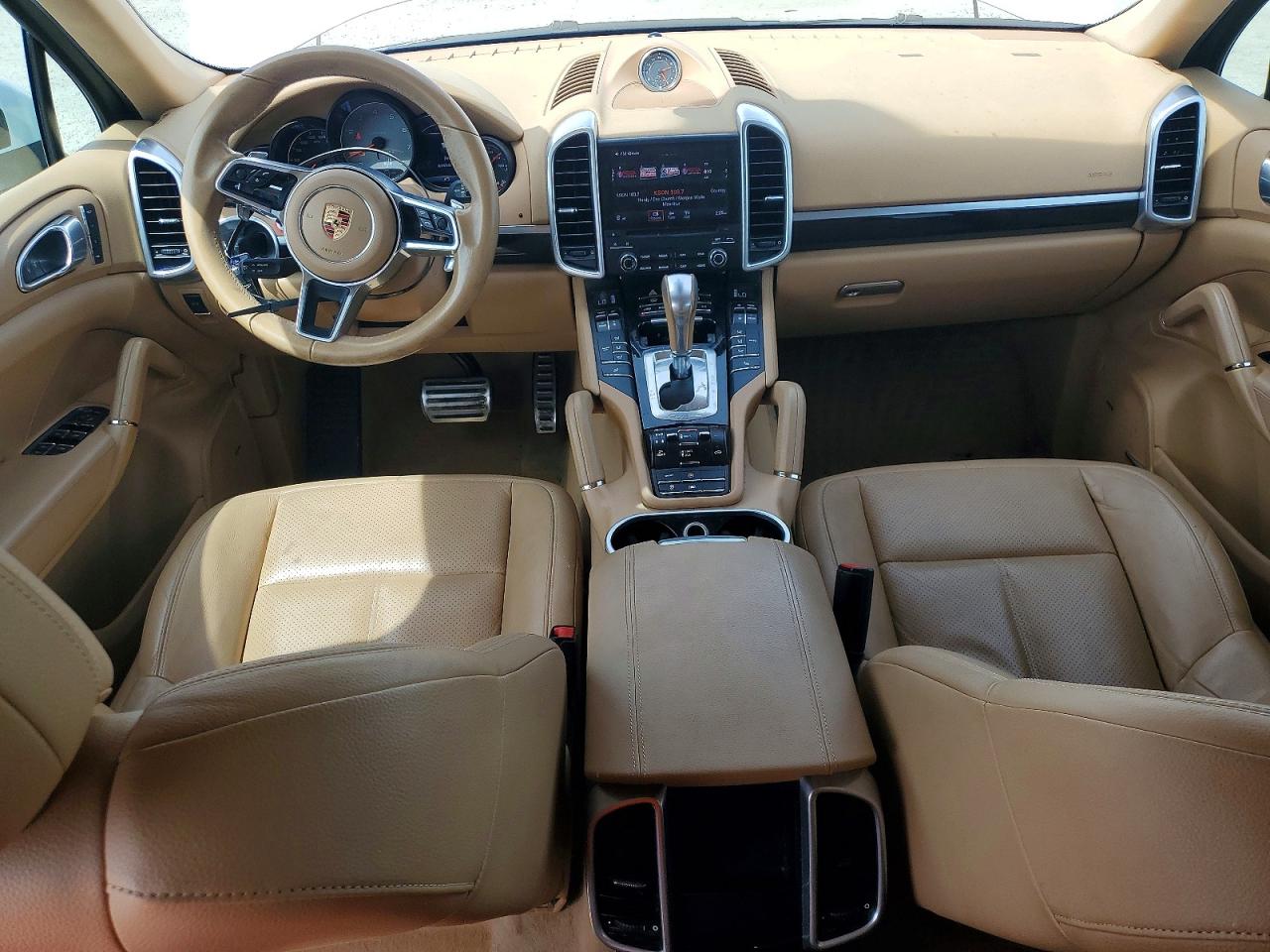 2017 PORSCHE CAYENNE S photo 15