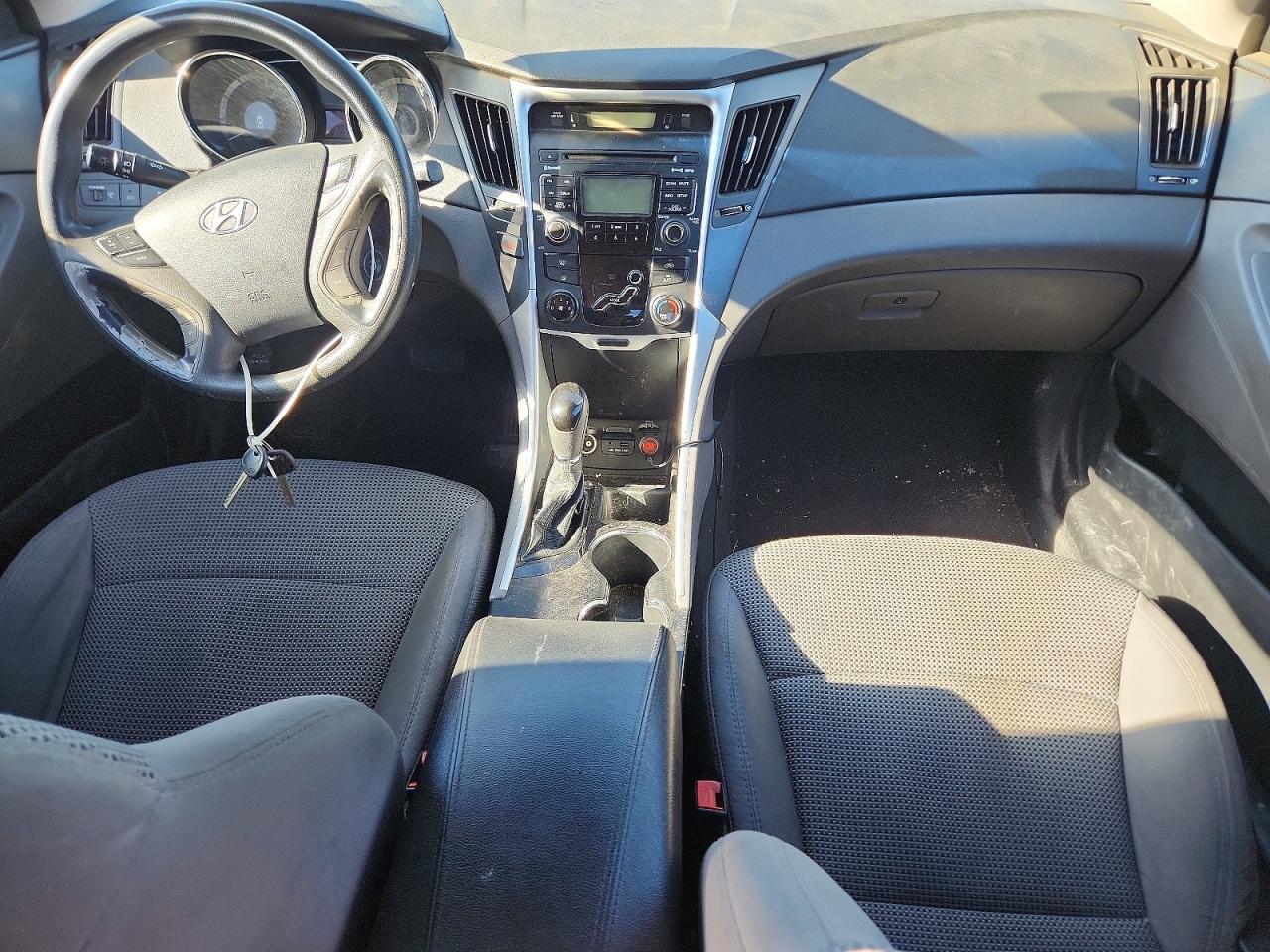 2011 HYUNDAI SONATA GLS photo 22