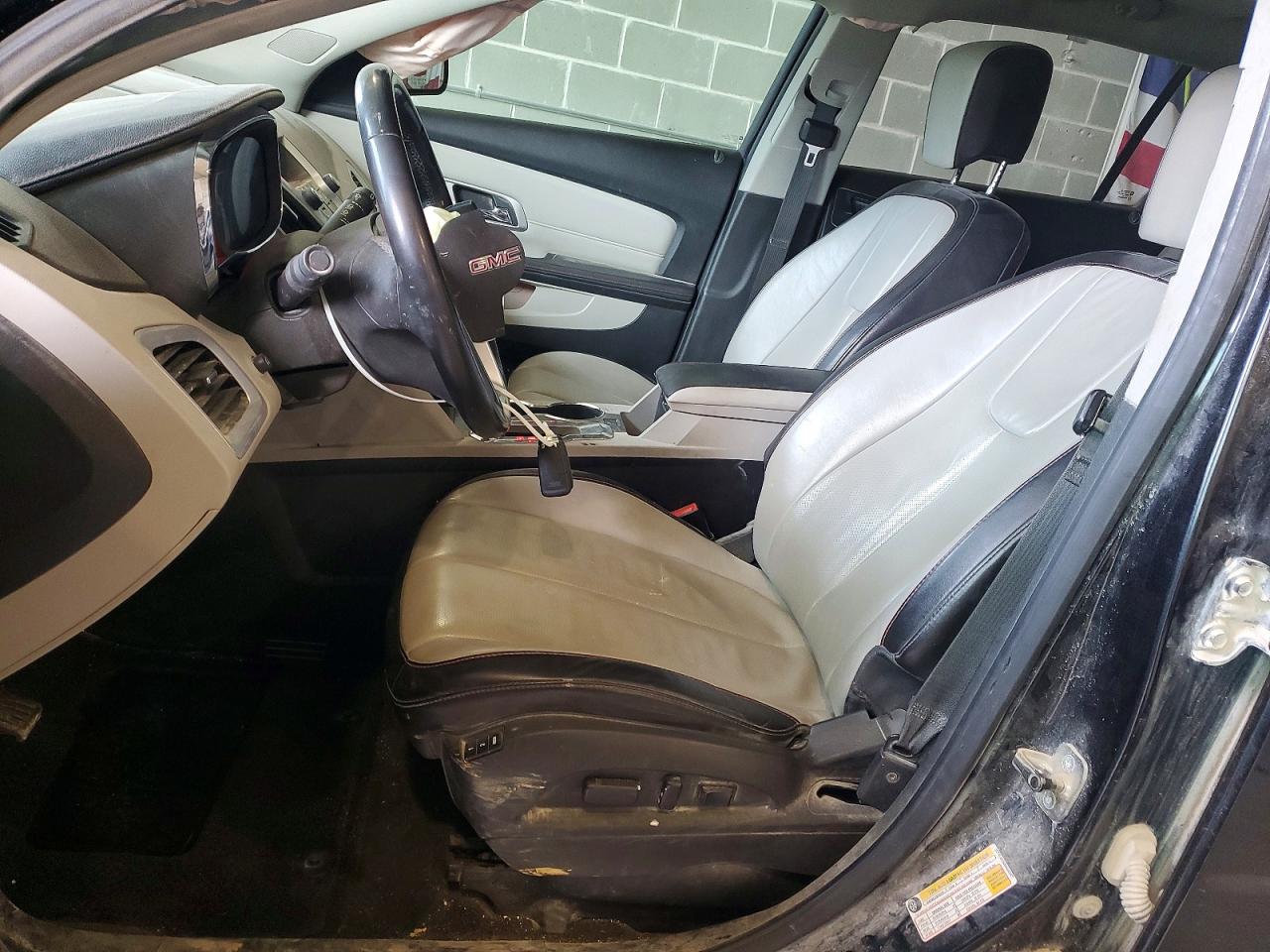 2011 GMC TERRAIN SLT photo 19