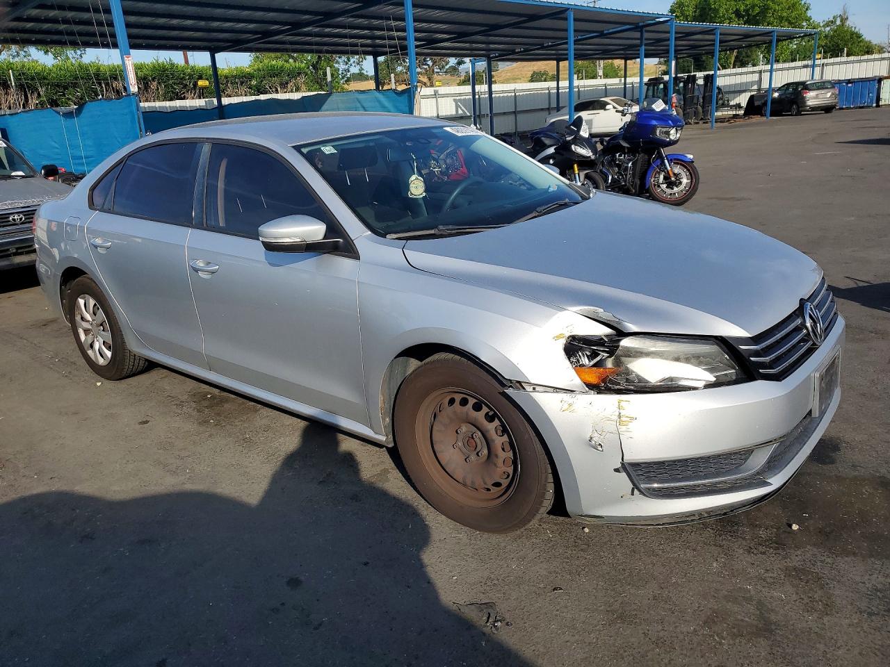 2014 VOLKSWAGEN PASSAT S photo 7