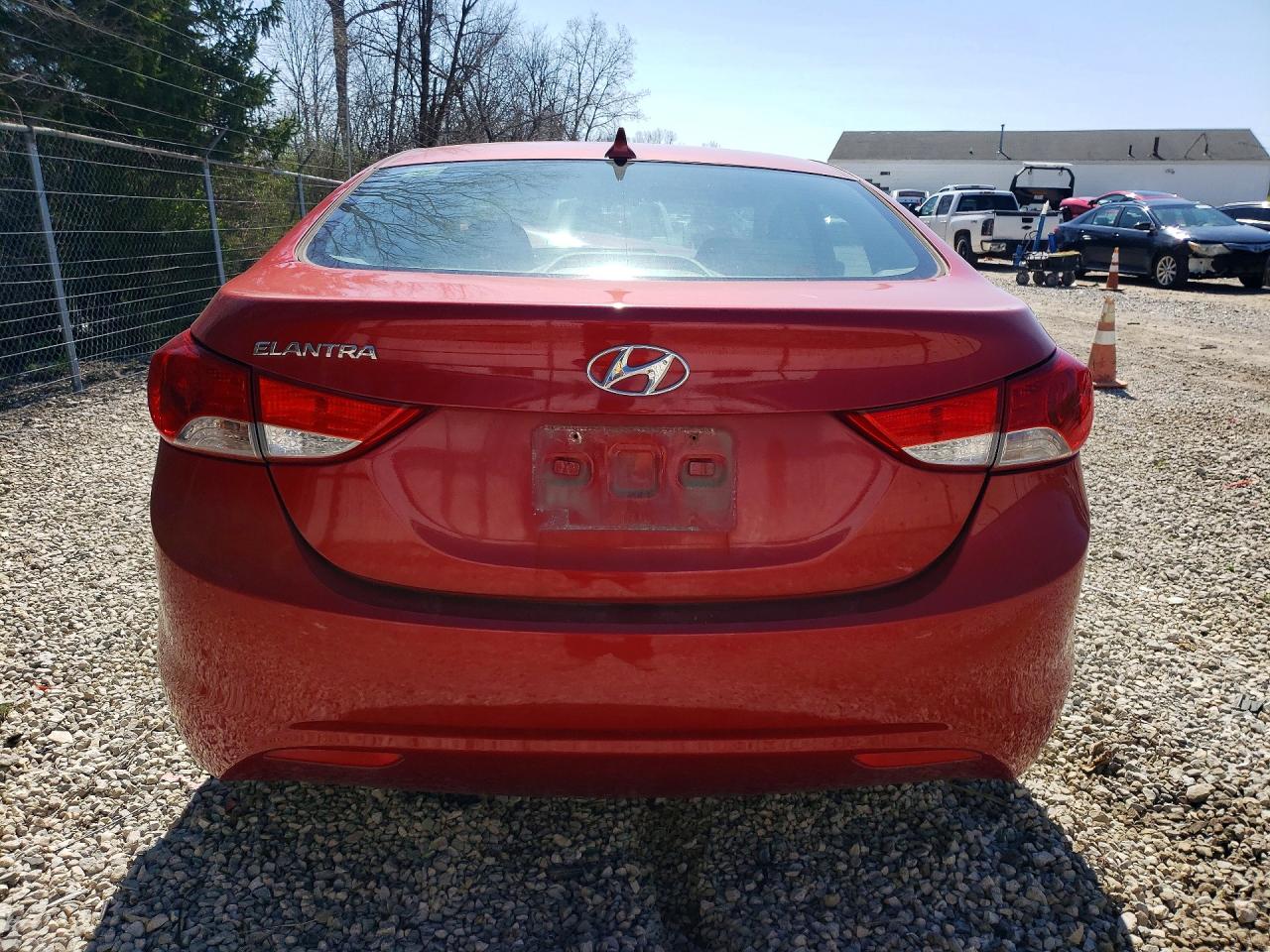 2013 HYUNDAI ELANTRA GLS photo 16