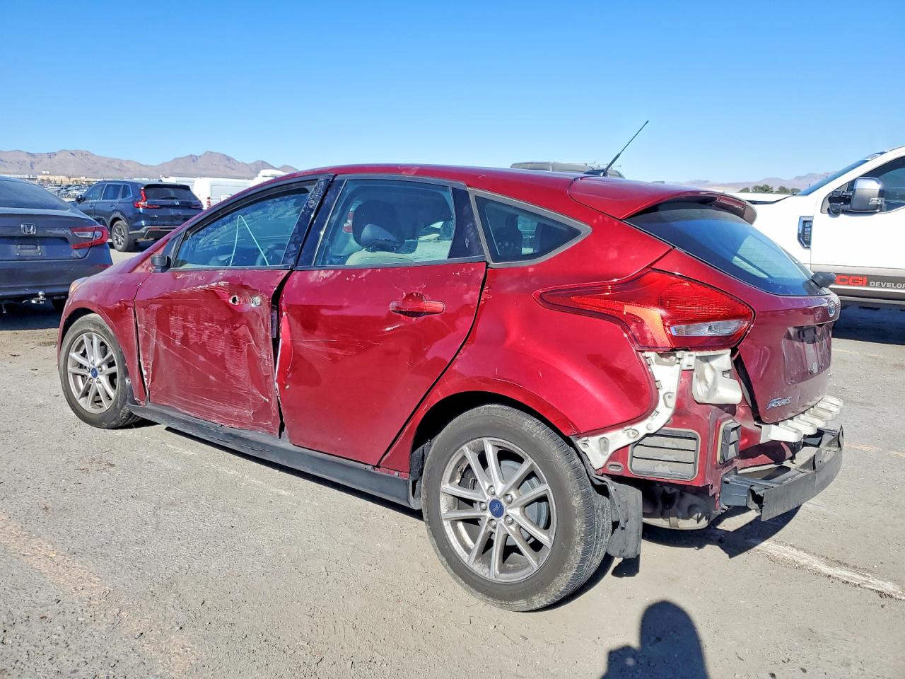 2015 FORD FOCUS SE photo 4