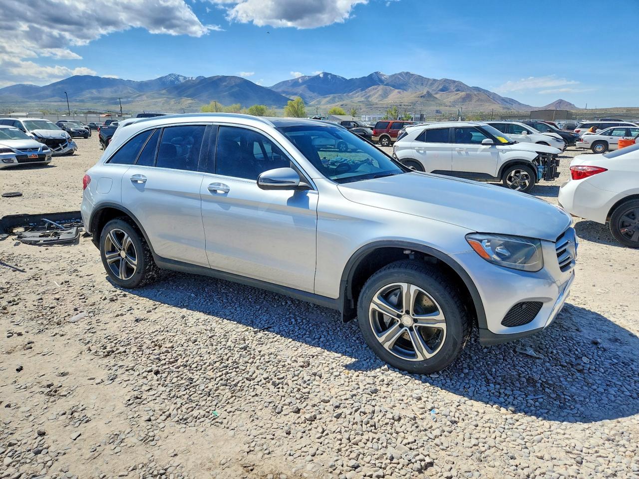 2016 MERCEDES-BENZ GLC 300 4MATIC photo 7