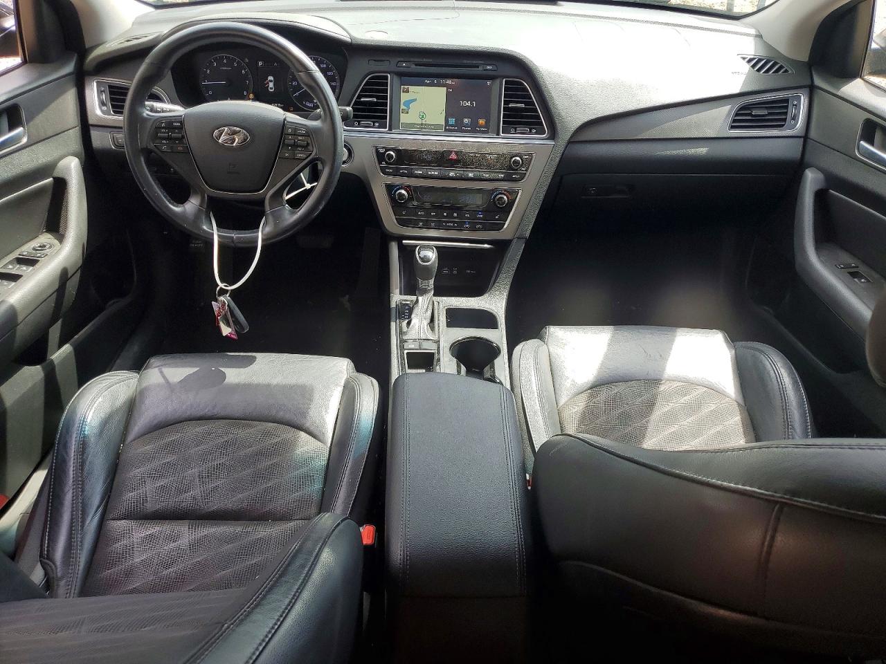 2015 HYUNDAI SONATA photo 15