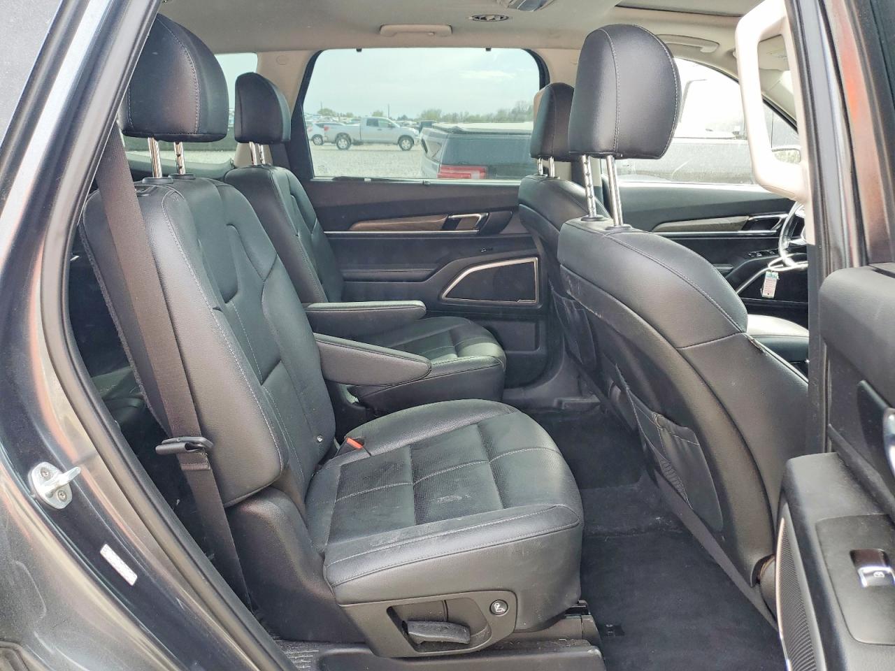 2021 KIA TELLURIDE EX photo 21