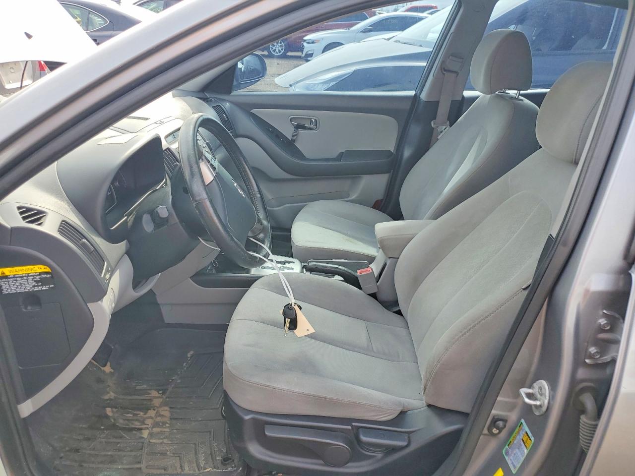 2010 HYUNDAI ELANTRA SE photo 19