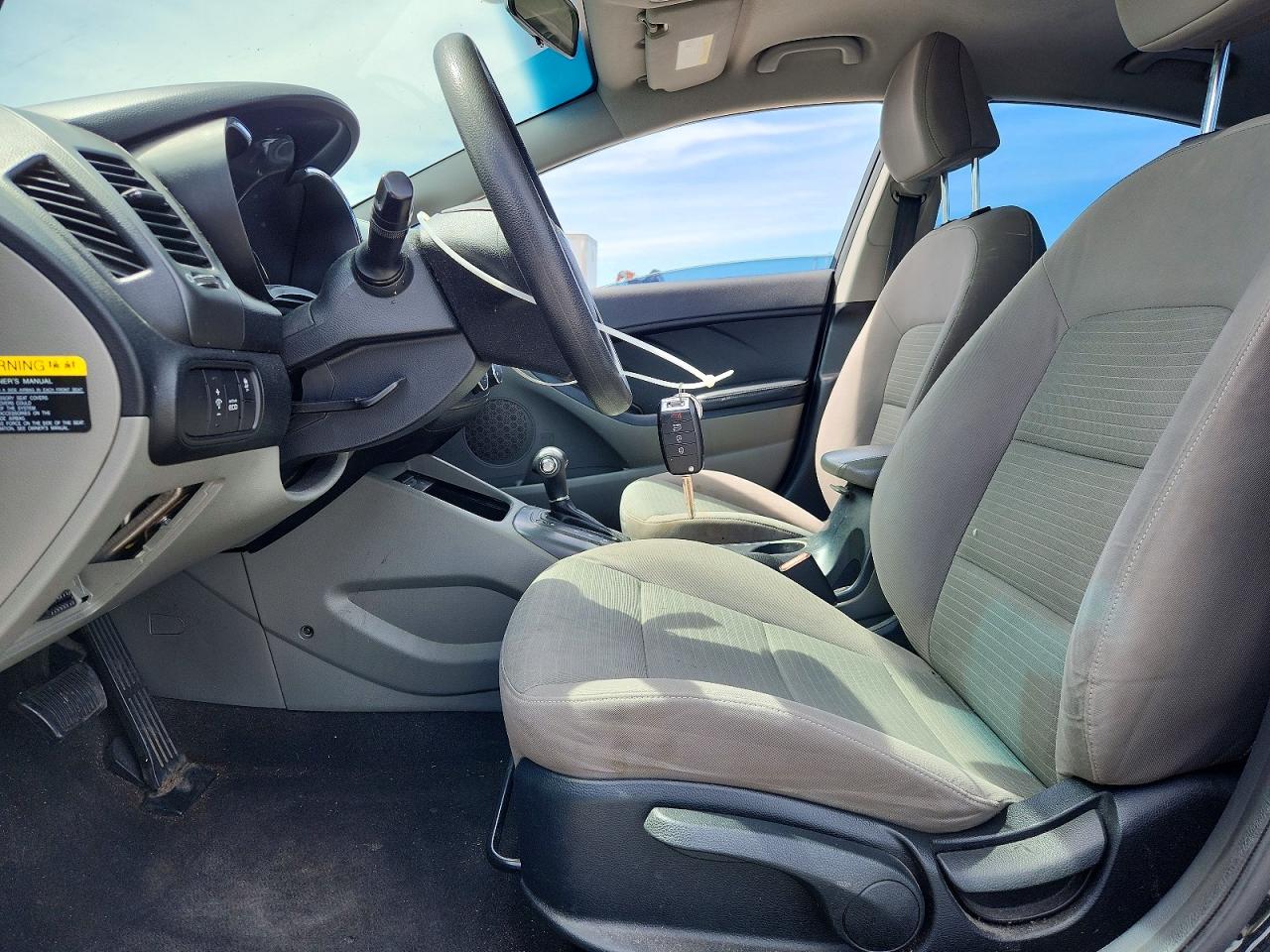 2015 KIA FORTE LX photo 13