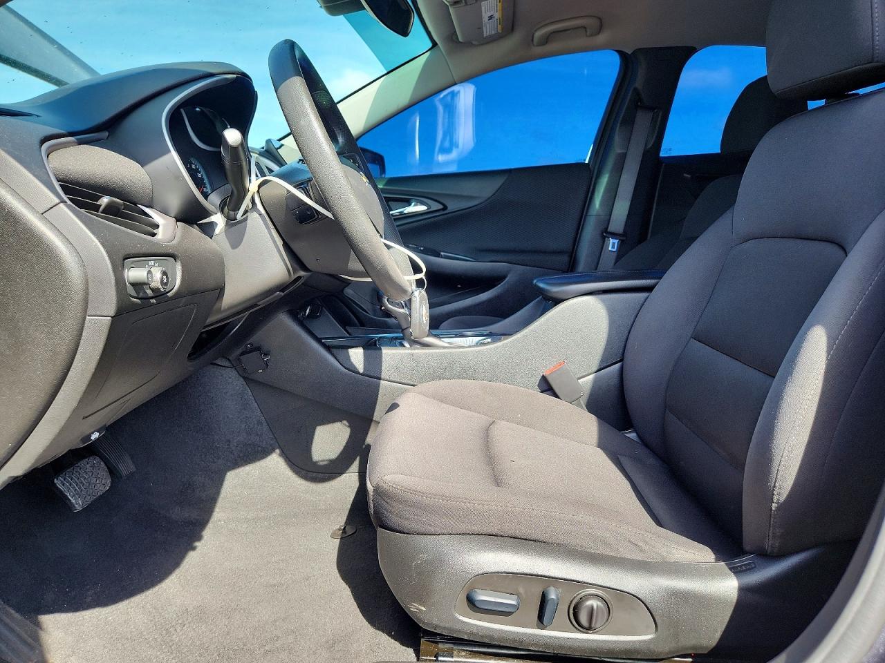 2023 CHEVROLET MALIBU LT photo 13
