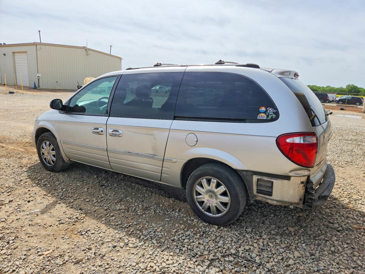2007 CHRYSLER TOWN & COUNTRY LIMITED photo 2