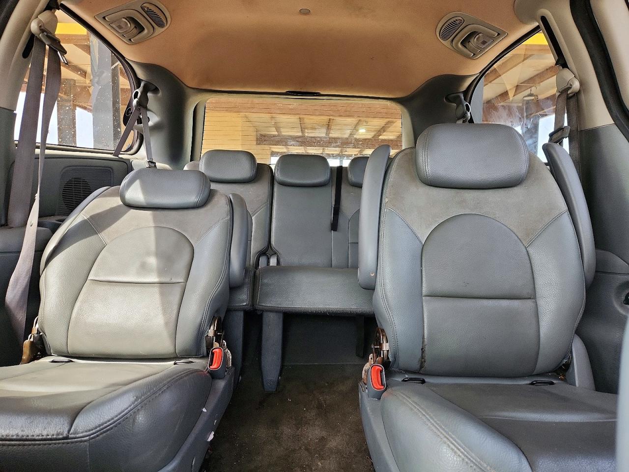2007 CHRYSLER TOWN & COUNTRY LIMITED photo 10