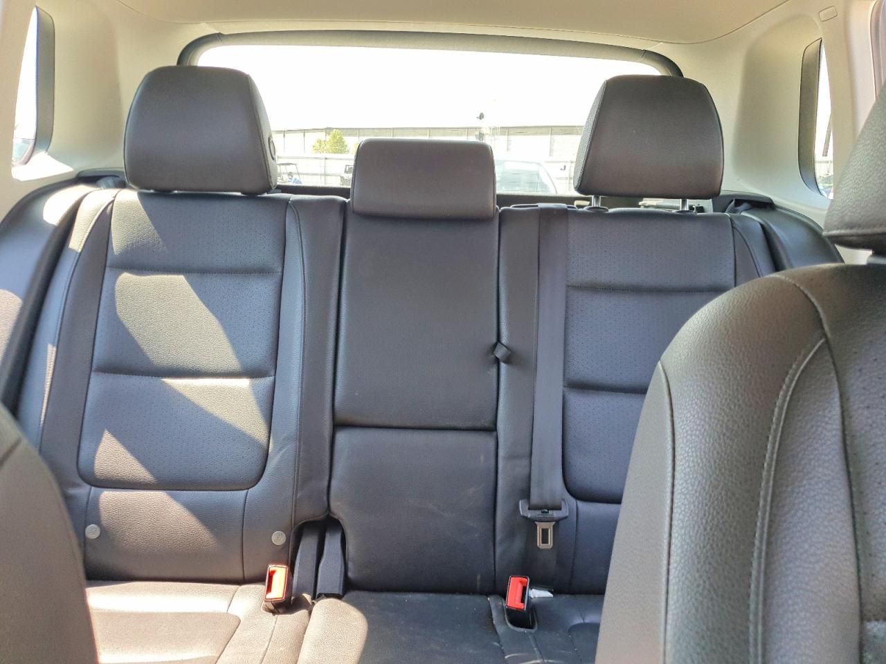 2016 VOLKSWAGEN TIGUAN S photo 19