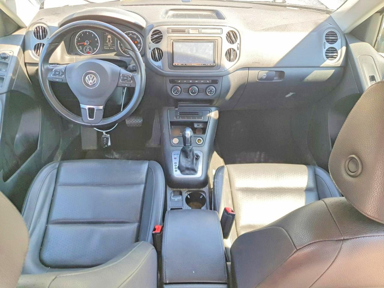 2016 VOLKSWAGEN TIGUAN S photo 15