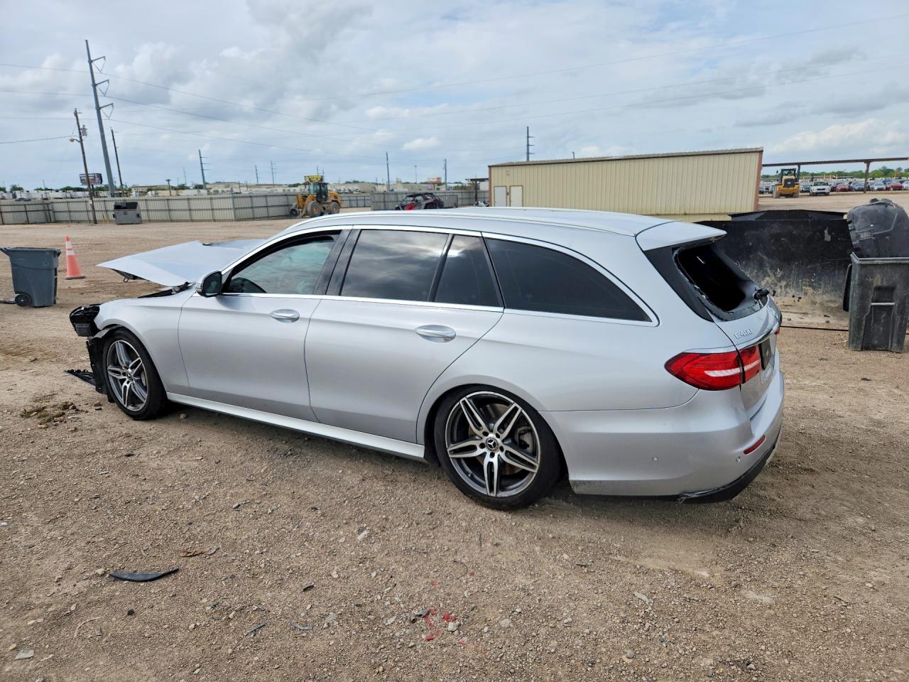 2018 MERCEDES-BENZ E 400 4MATIC photo 3