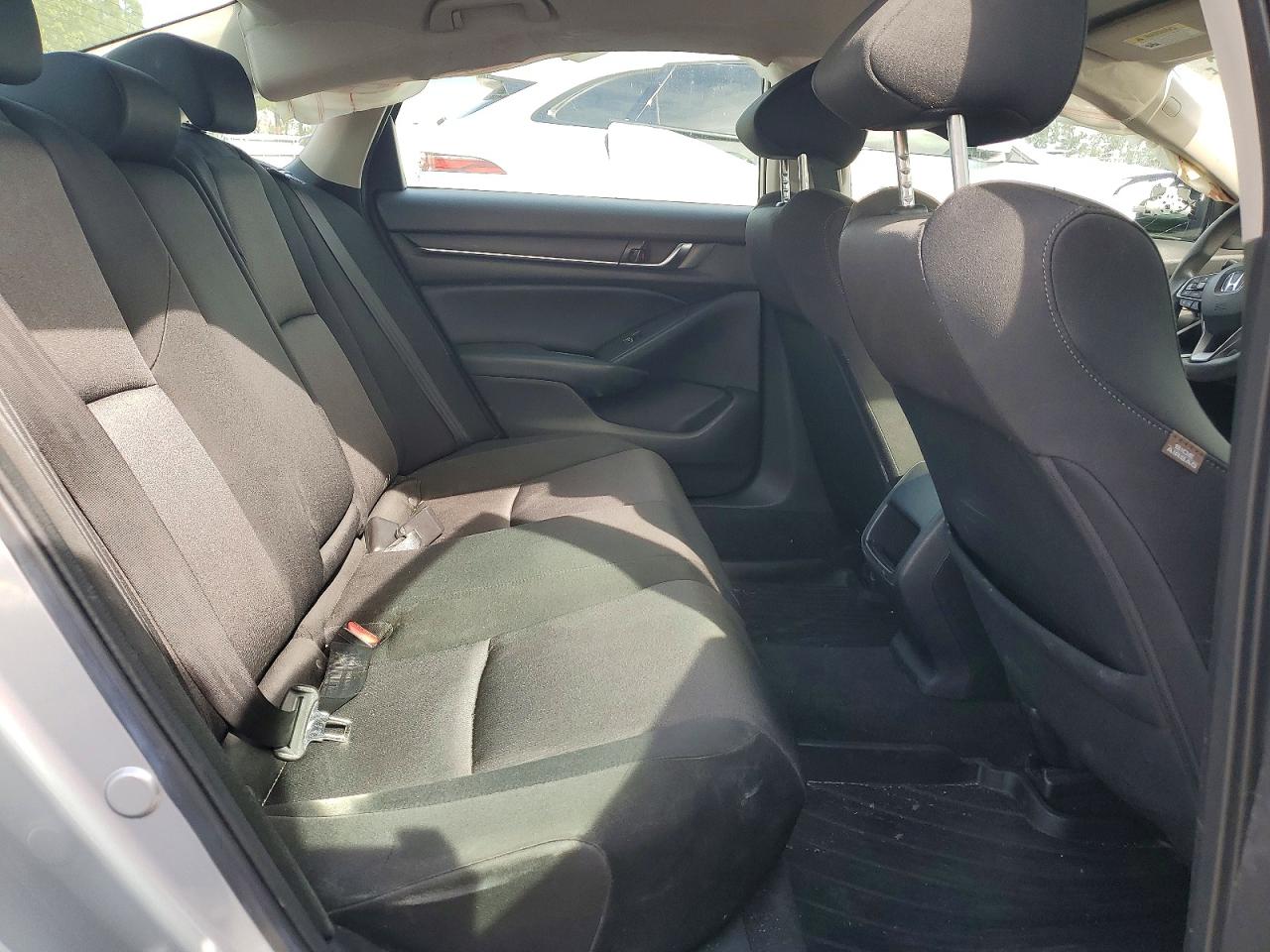 2018 HONDA ACCORD HYBRID photo 19