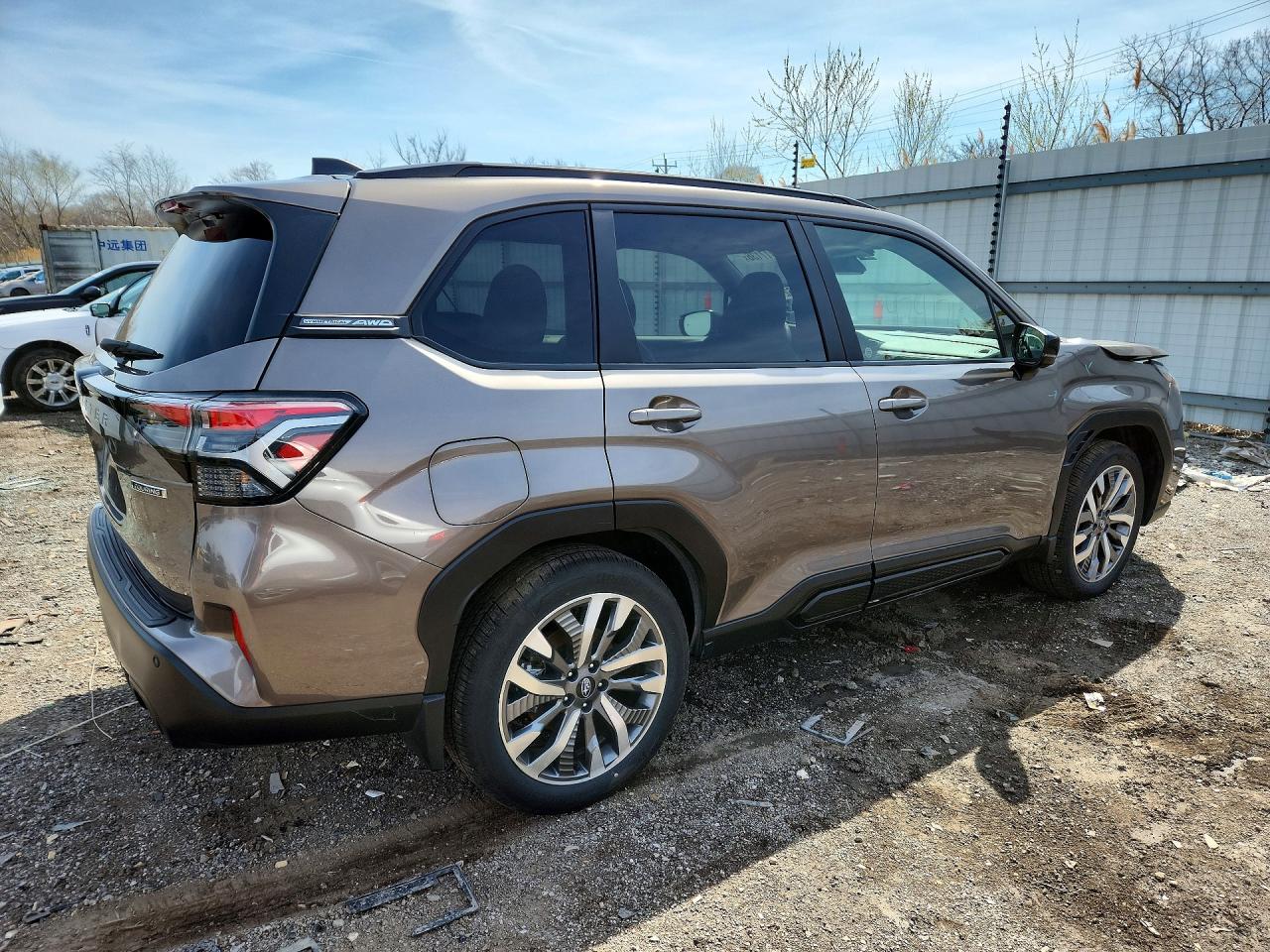 2025 SUBARU FORESTER TOURING photo 5