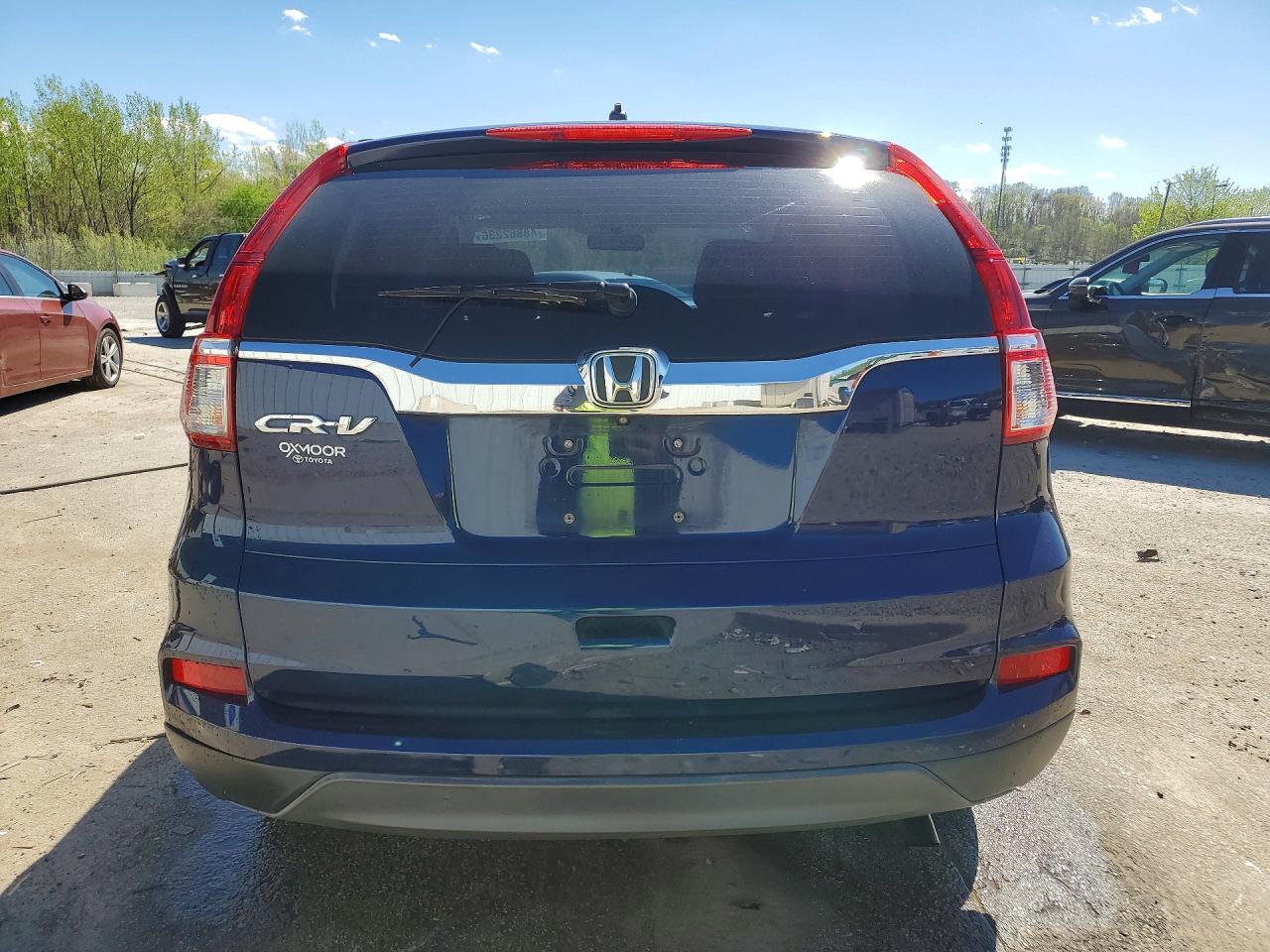 2015 HONDA CR-V LX photo 11