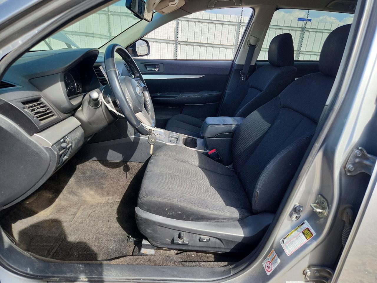 2011 SUBARU OUTBACK 2.5I PREMIUM photo 13