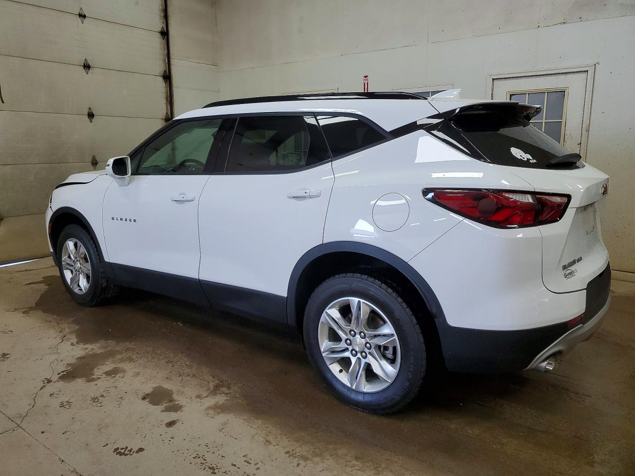 2020 CHEVROLET BLAZER 2LT photo 3