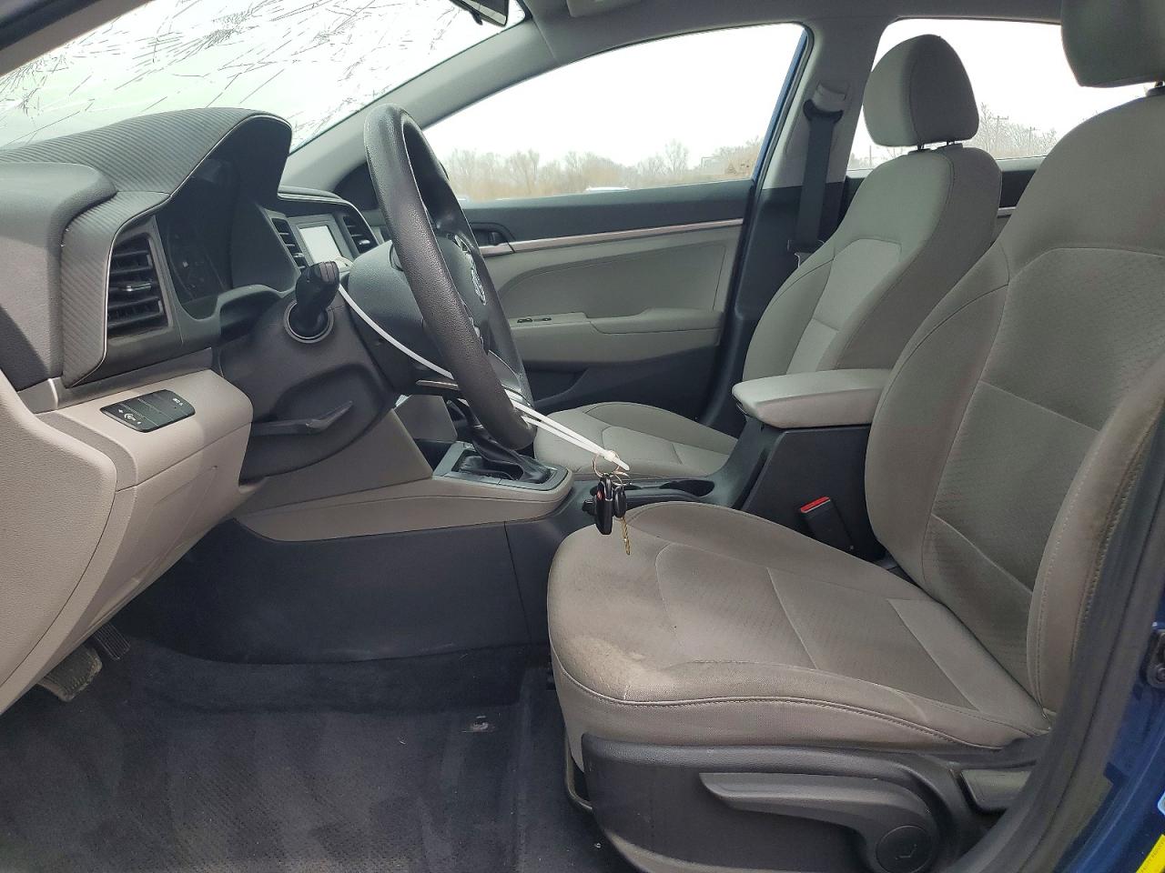 2019 HYUNDAI ELANTRA SE photo 13