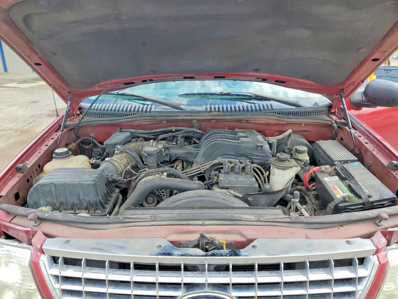 2004 FORD EXPLORER XLT photo 34